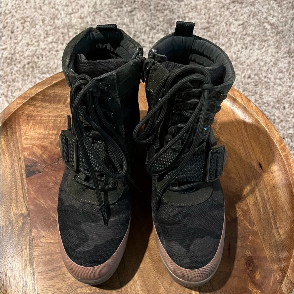 Steve Madden Boots